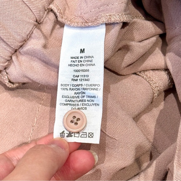 Dynamite Salmon Pink High-Waisted Ruffled Bermuda Shorts with Pockets, Size M - Picture 7 of 10